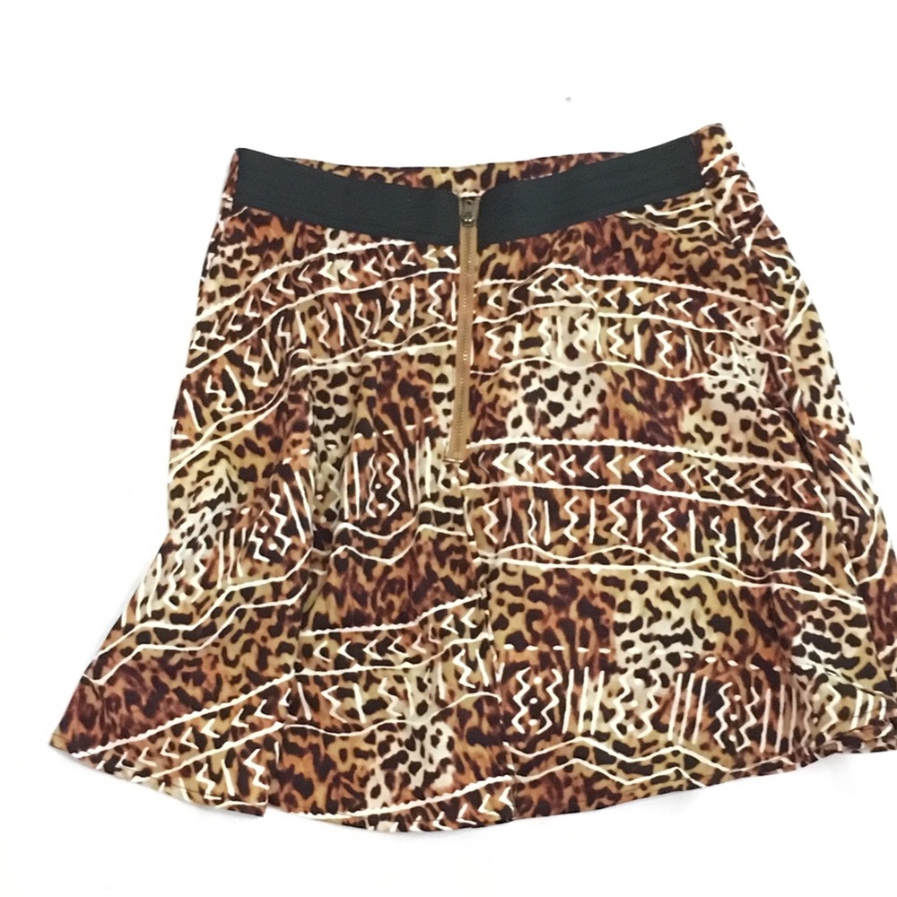 Skirt - Picture 3 of 3